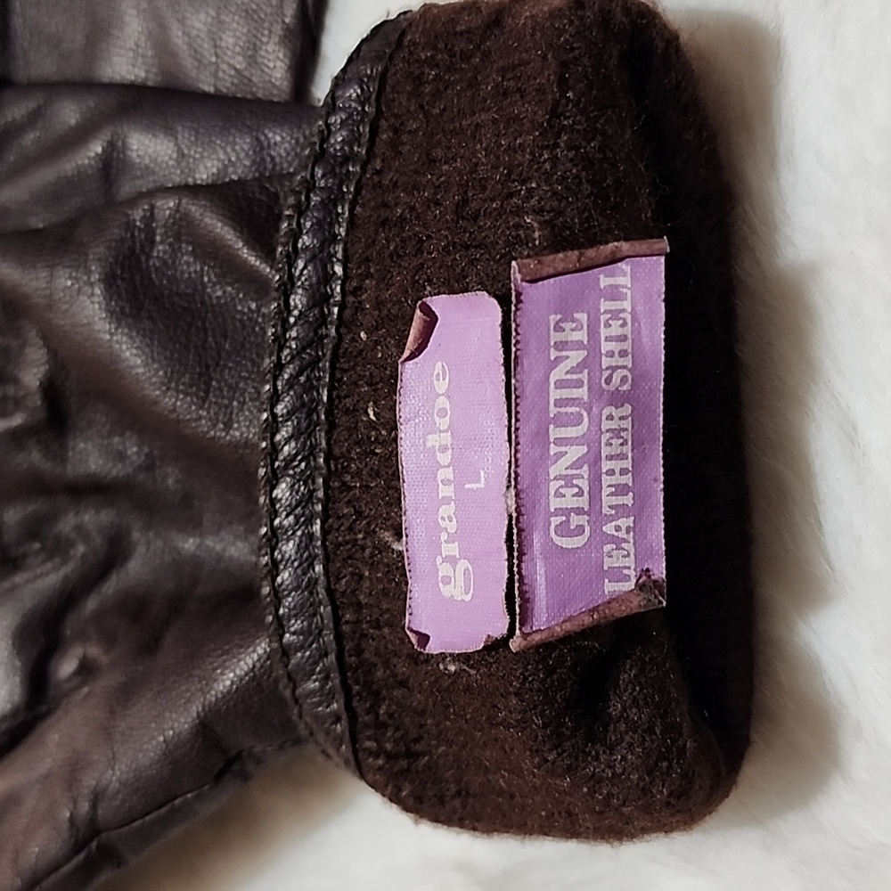 ASSORTMENT OF GLOVES FOR FAMILY AND FRIENDS 🧡 - Picture 6 of 8